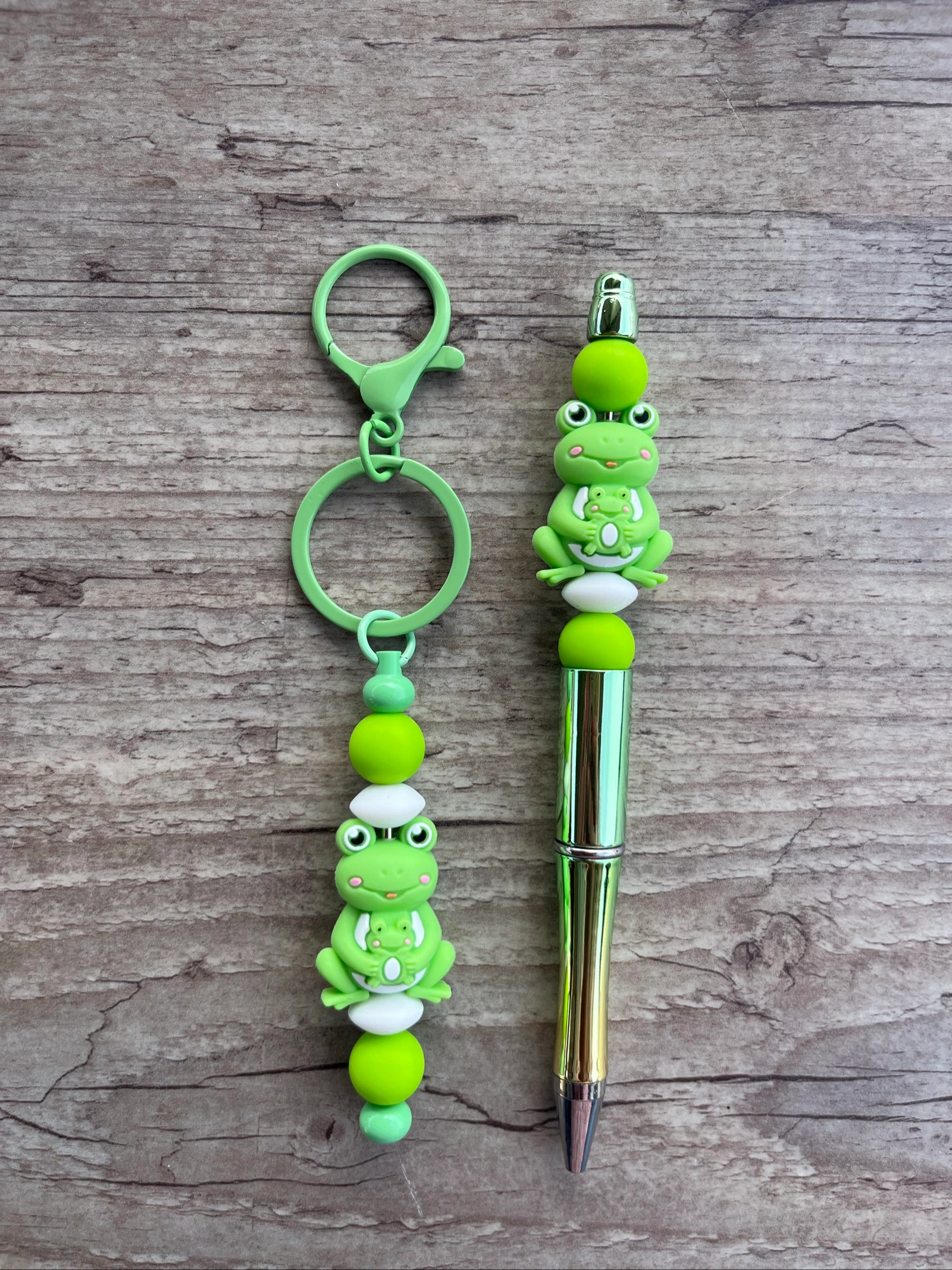 Stylo et porte clé 